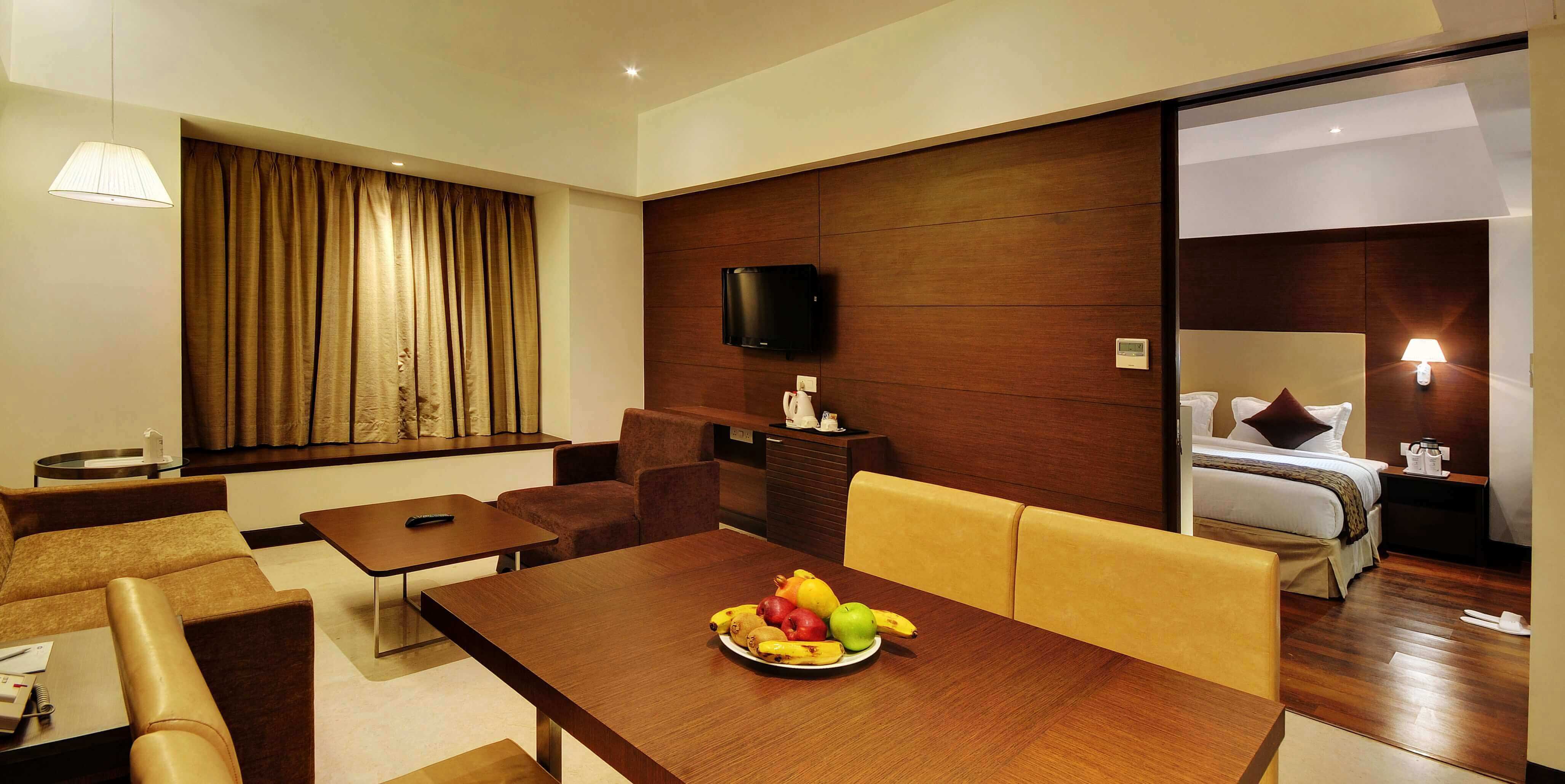 Cubicle Shower / Bath Tub in Bath Room (Suite Room Only) Cubicle Shower / Bath Tub in Bath Room (Suite Room Only)